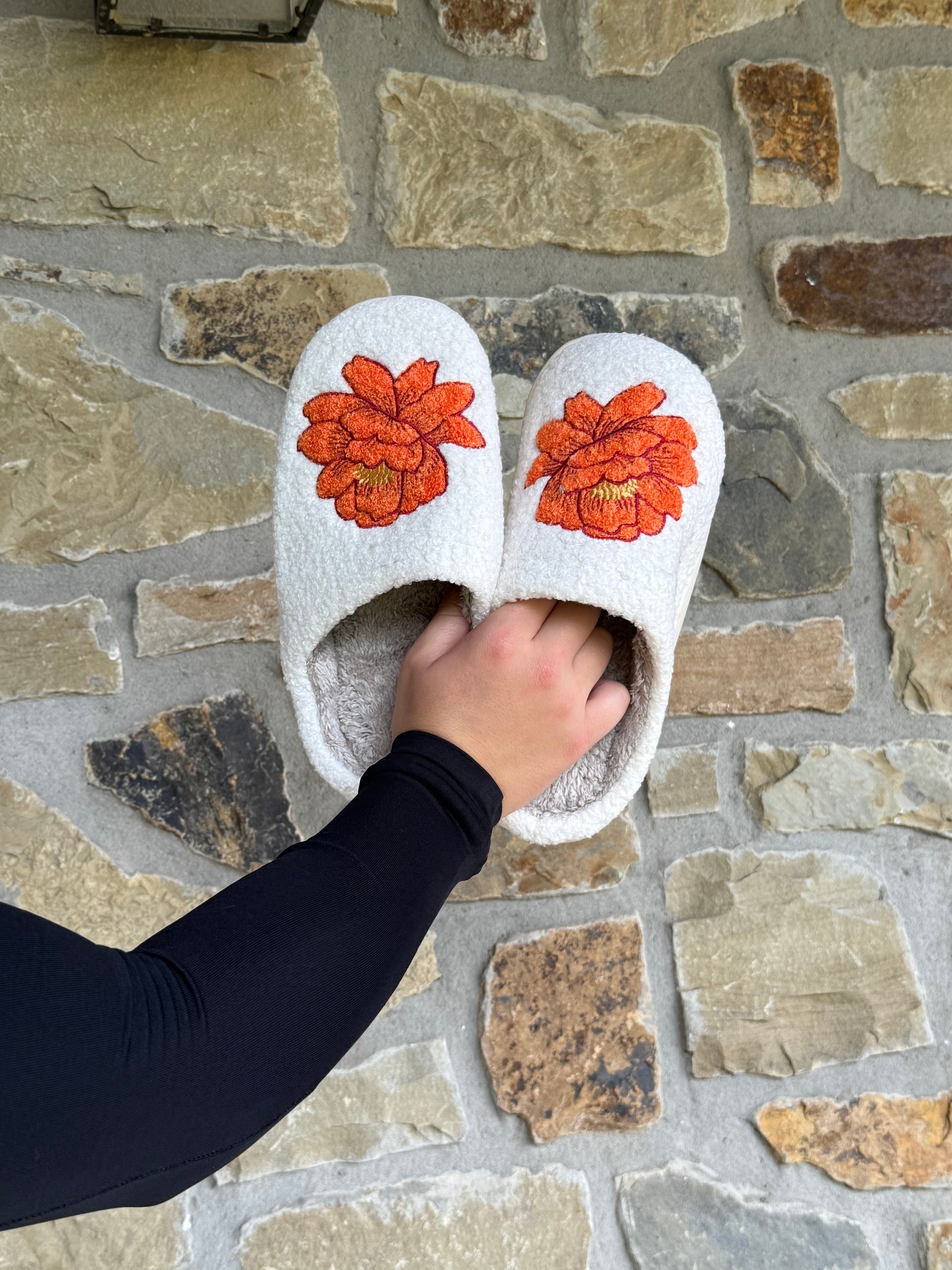 Mandarin Flower Slipper