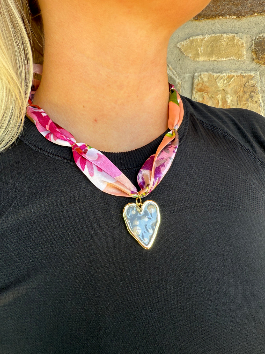 Pink & Pearl heart scarf tie