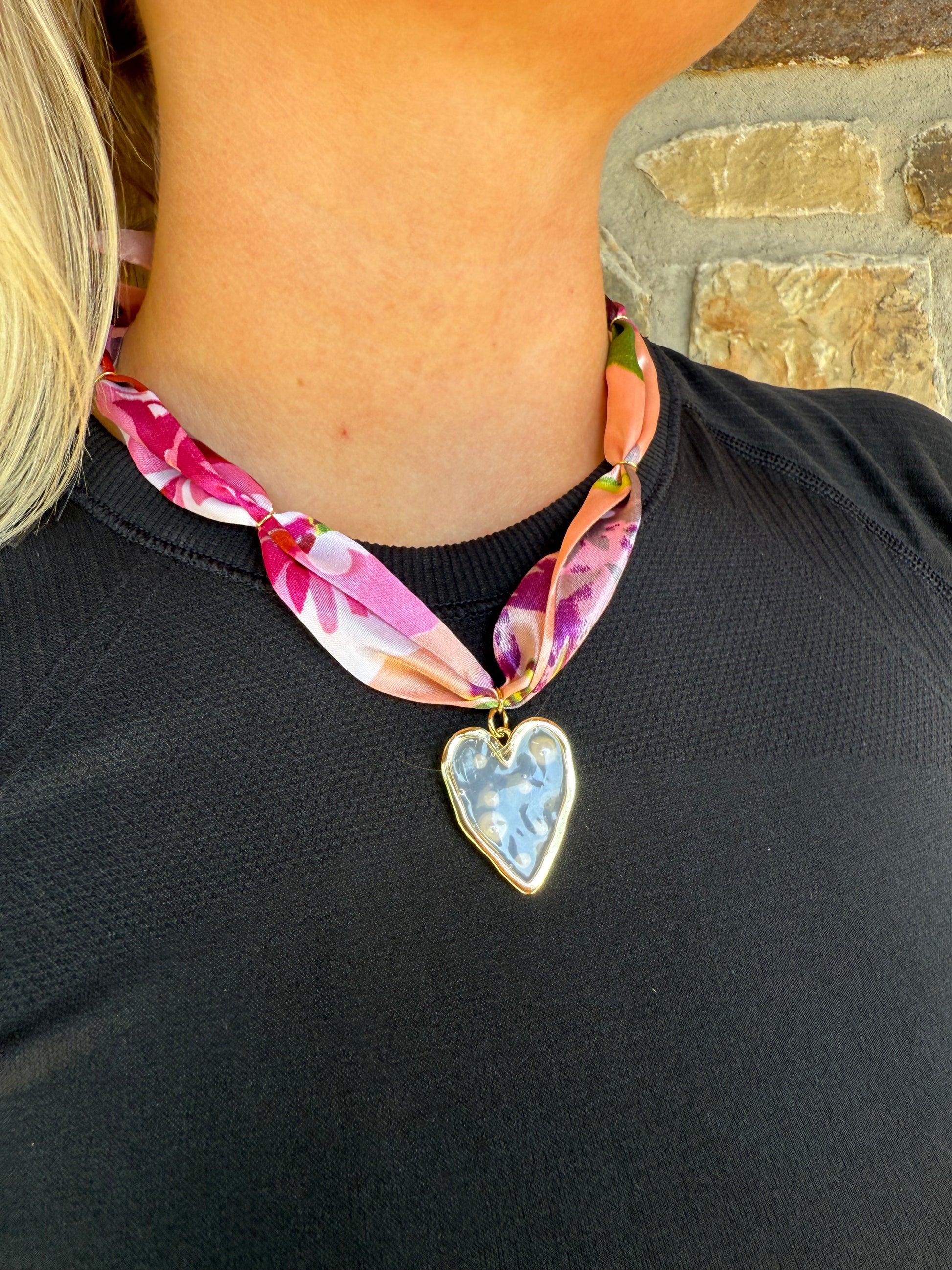 Pink & Pearl heart scarf tie