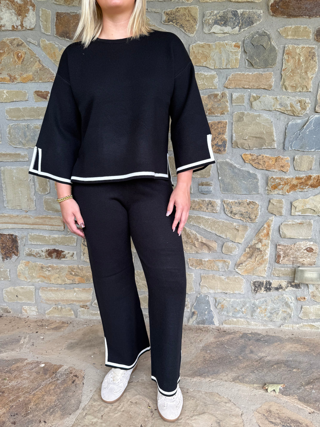 Black & White Stripe Set Top