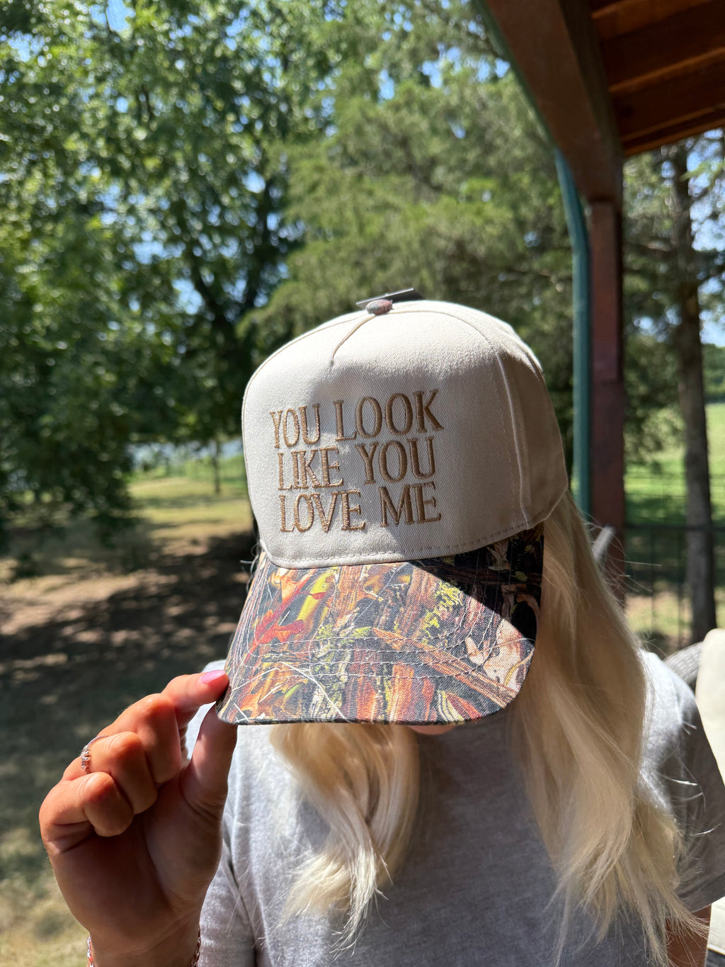 You Look Like You Love Me hat