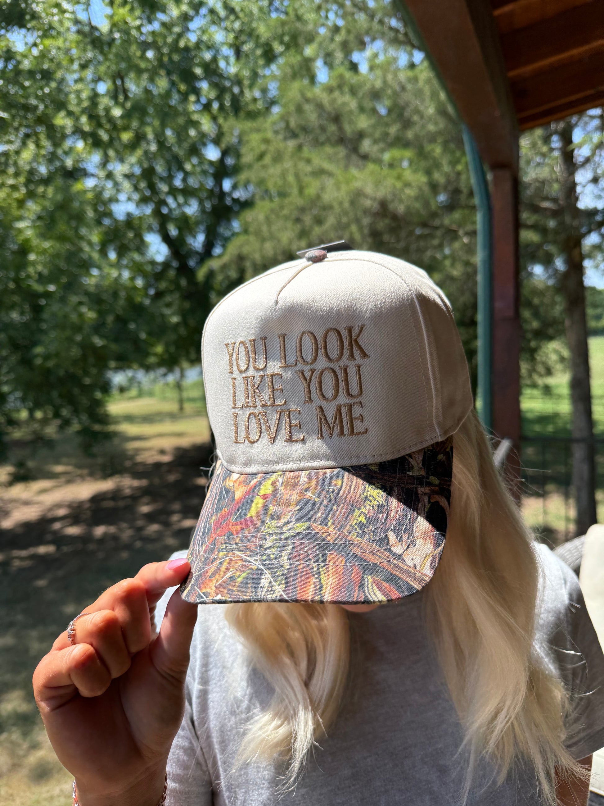 You Look Like You Love Me hat