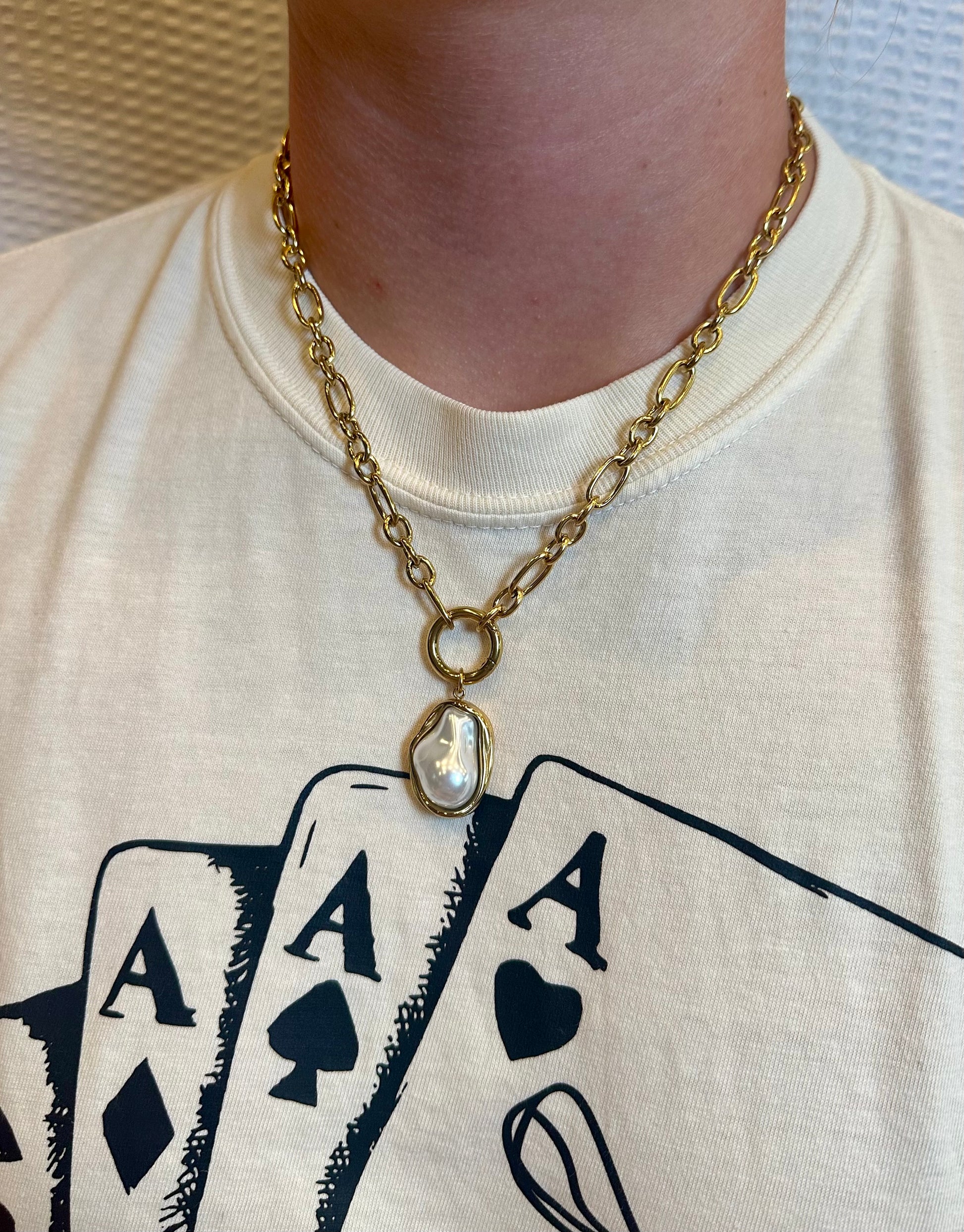 Pearl Tear Drop Necklace